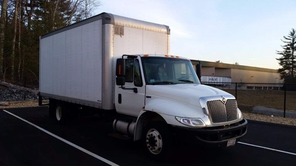 2012 International 4300lp  Box Truck - Straight Truck