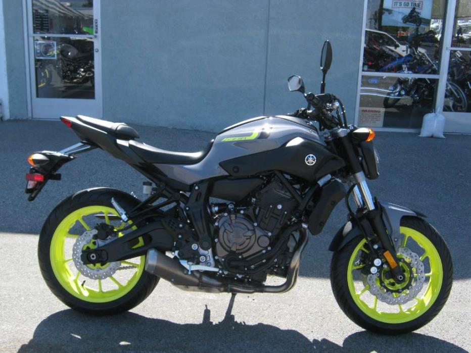2014 Victory Cross Country 8-BALL