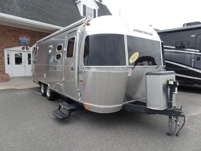 2015 Airstream Flying Cloud 25 Twin