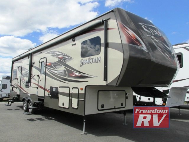 2016 Prime Time Rv Spartan 1032