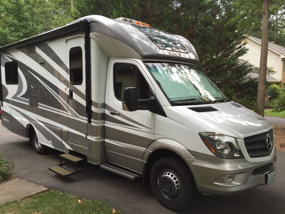 2014 Itasca Navion 24V