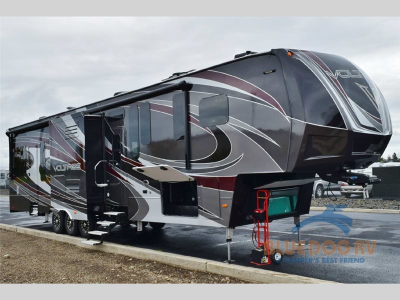 2017 Dutchmen Rv Voltage V3990