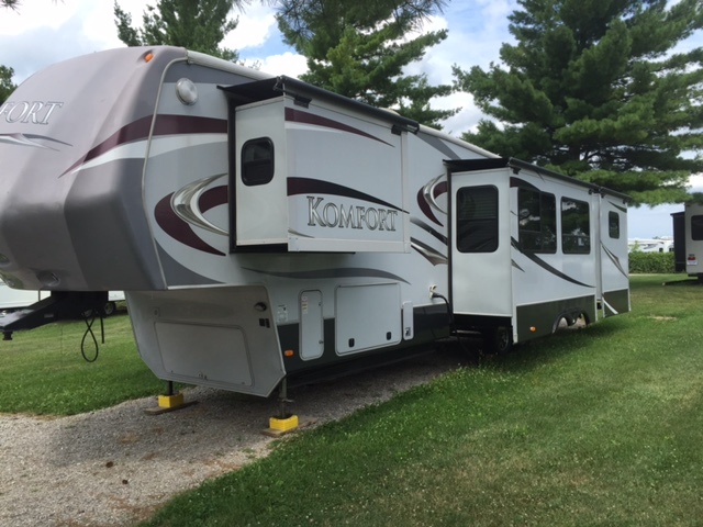 2011 Dutchmen Komfort 3530FBH