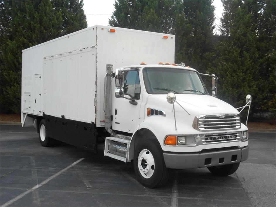 2008 Sterling Acterra  Recycle Truck