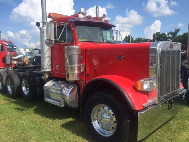 2004 Peterbilt 379exhd  Conventional - Day Cab