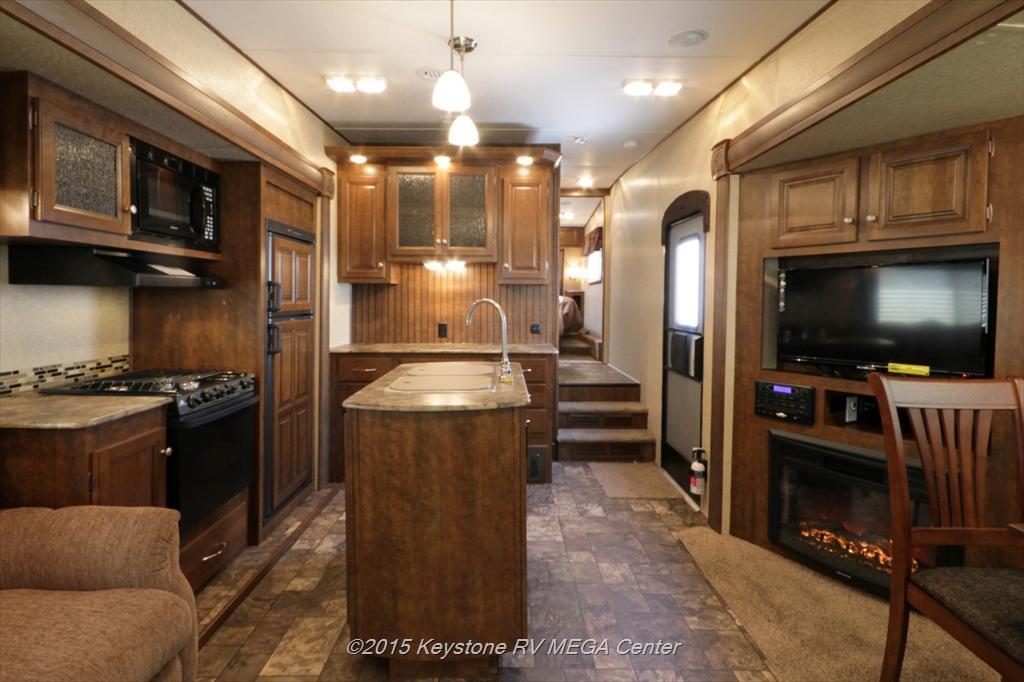 2015 Coachmen Chaparral LITE 29MKS