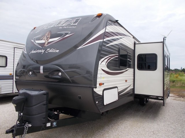 2014 Palomino Puma Travel Trailer 30DBSS