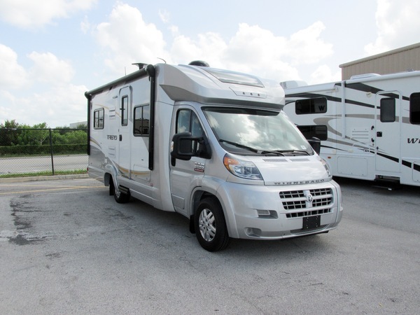 2014 Winnebago MHB TREND