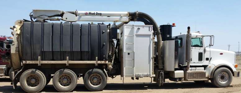 2014 Super Products Mud Dog 1600 Hydroexcavator  Vacuum Truck
