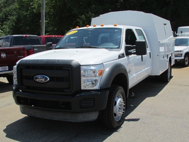 2011 Ford F-550 Chassis  Cab Chassis
