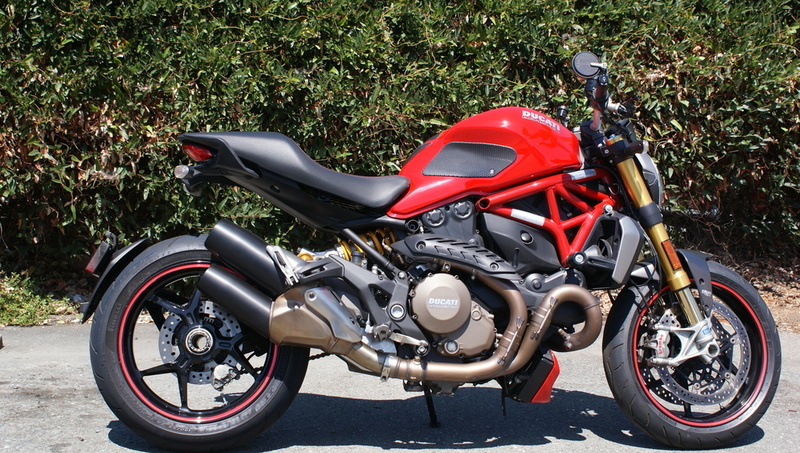 2016 Ducati HYPERMOTARD 939