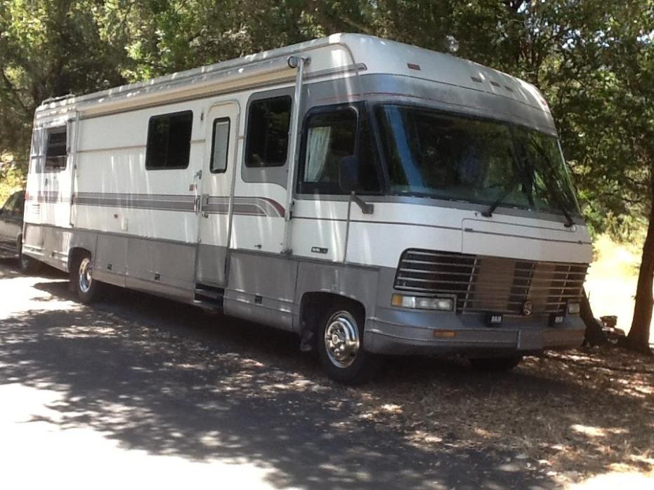 1993 Holiday Rambler Imperial 36