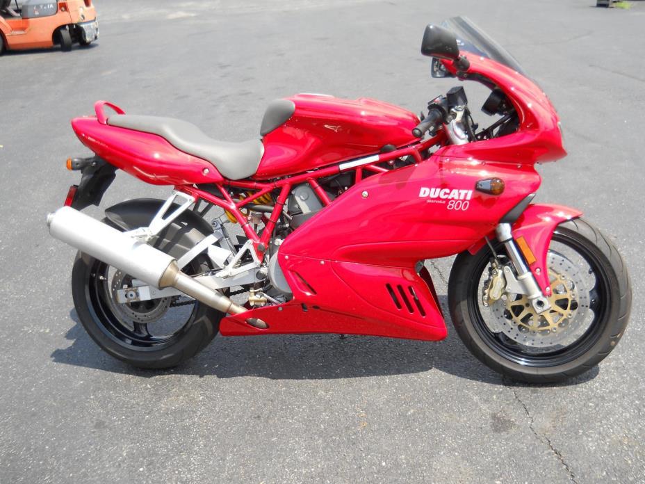 2001 Ducati 748 Mono
