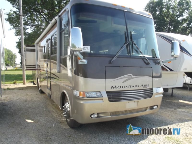 2004 Newmar Mountain Aire 3781