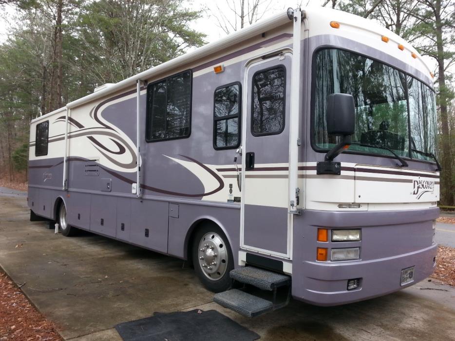 1999 Fleetwood Discovery 36T