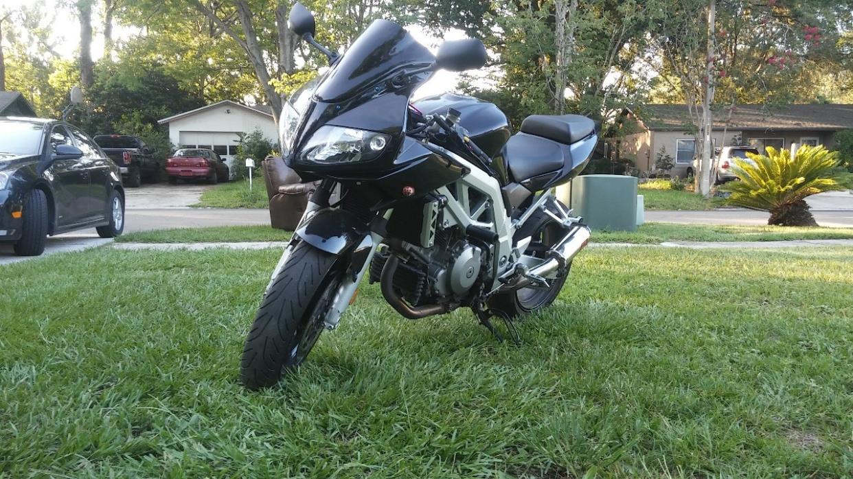 2013 Triumph Trophy SE - Lunar Silver