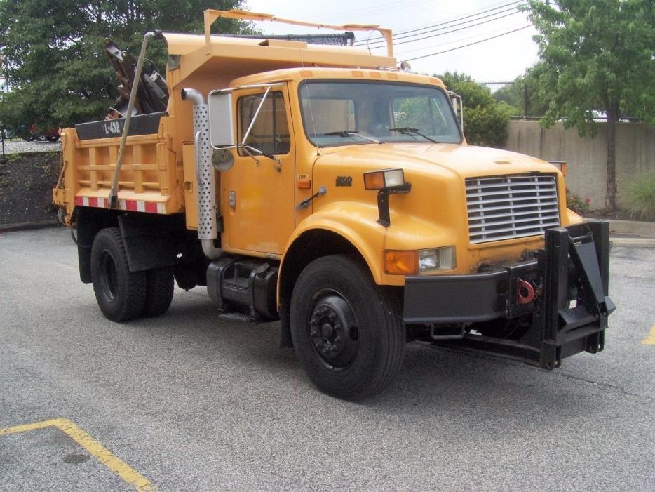1997 International 4900  Dump Truck