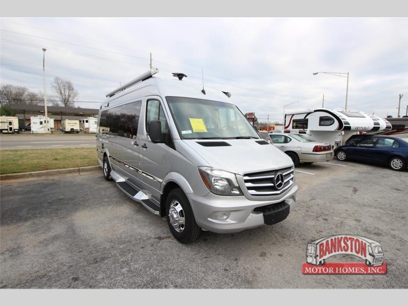 2016 Winnebago Era 70C