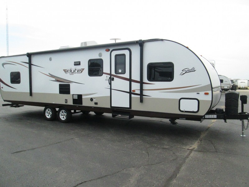 2016 Shasta Flyte 305QB