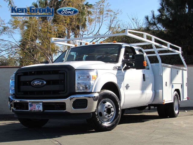 2016 Ford F-350  Contractor Truck