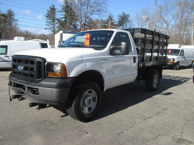 2007 Ford F-350 Chassis  Cab Chassis