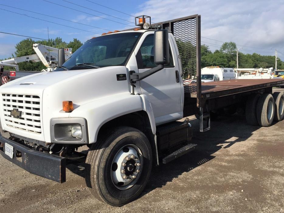 2005 Chevrolet C8500  Cab Chassis
