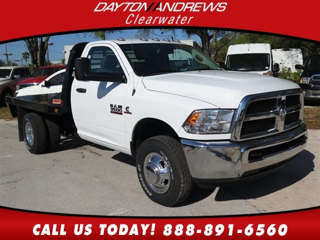 2015 Ram 3500 Chassis  Flatbed Truck