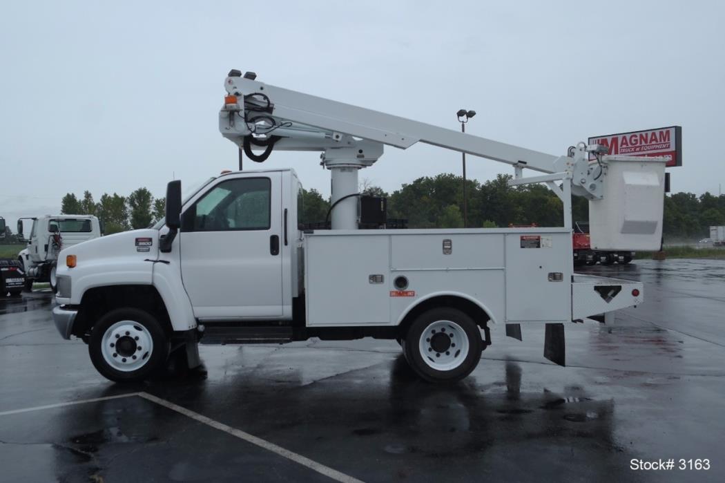 2008 Gmc C5500  Bucket Truck - Boom Truck