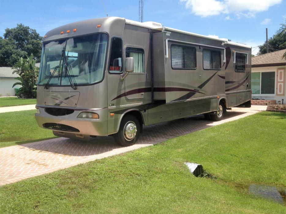 2003 Forest River Georgetown 326DS