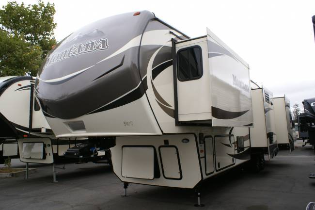 2016 Keystone Montana 3402RL