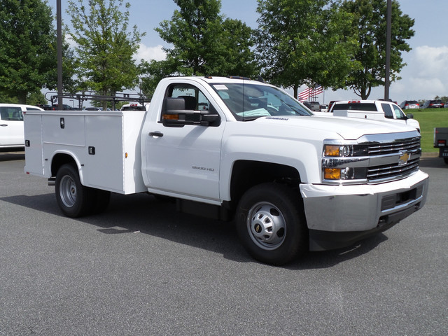 2015 Chevrolet Silverado 3500  Utility Truck - Service Truck