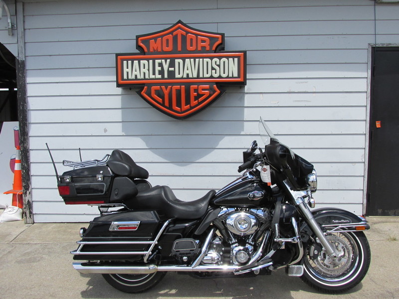 2002 Harley Davidson FLHTCU