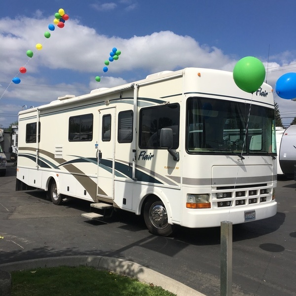 2001 Fleetwood FLAIR 30H