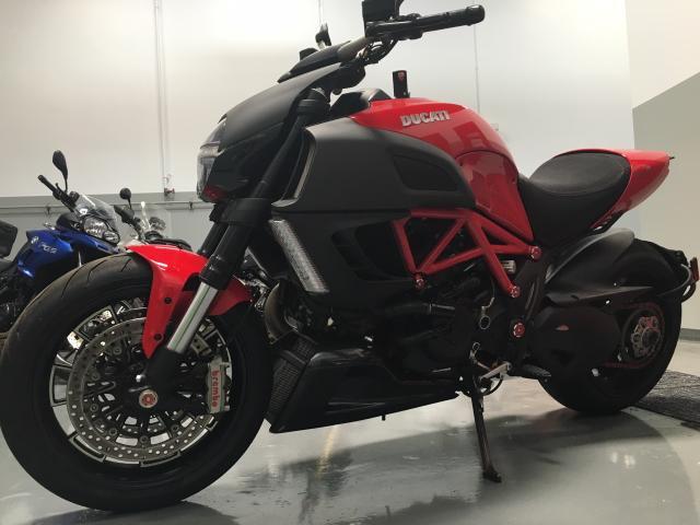 2014 Ducati M1200S