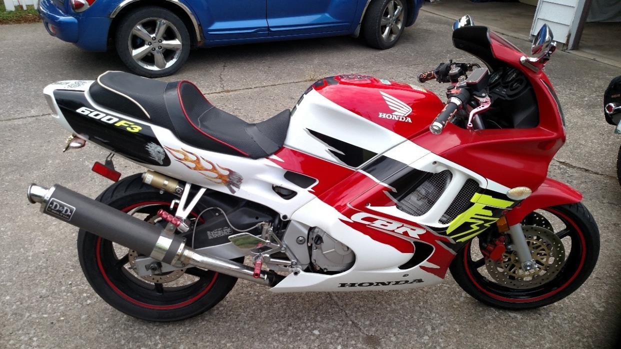 2015 Ducati Superbike Panigale R