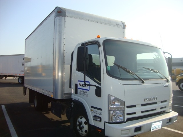 2013 Isuzu Npr  Box Truck - Straight Truck