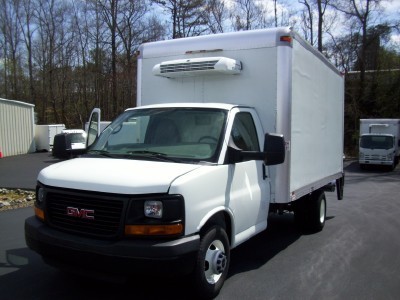 2012 Gmc 3500 Sl  Cutaway-Cube Van