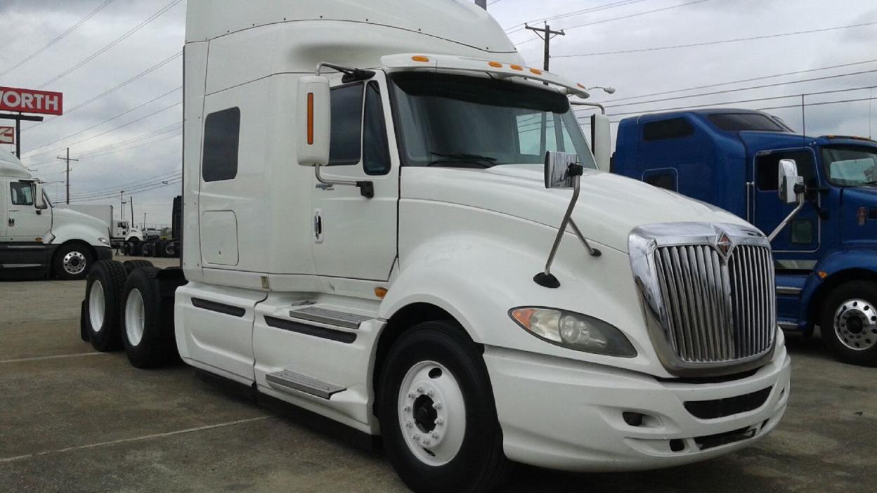 2010 Navistar Prostar  Conventional - Sleeper Truck