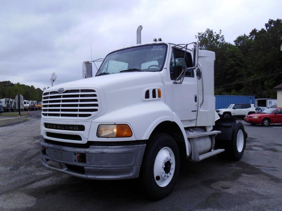 2006 Sterling A9500  Conventional - Day Cab