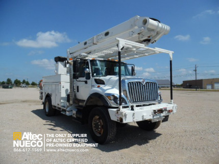 2008 International Workstar 7400  Bucket Truck - Boom Truck