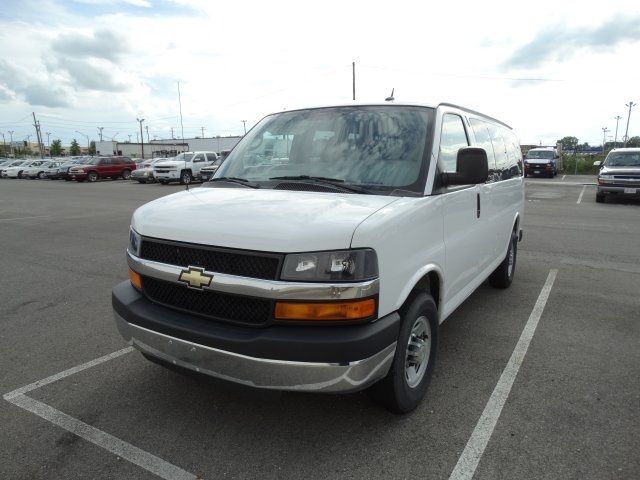 2015 Chevrolet Express 2500  Passenger Van