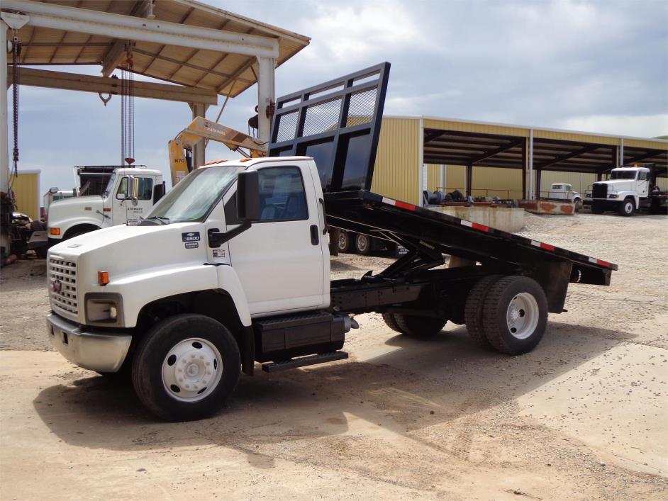 2003 Chevrolet C65  Cab Chassis