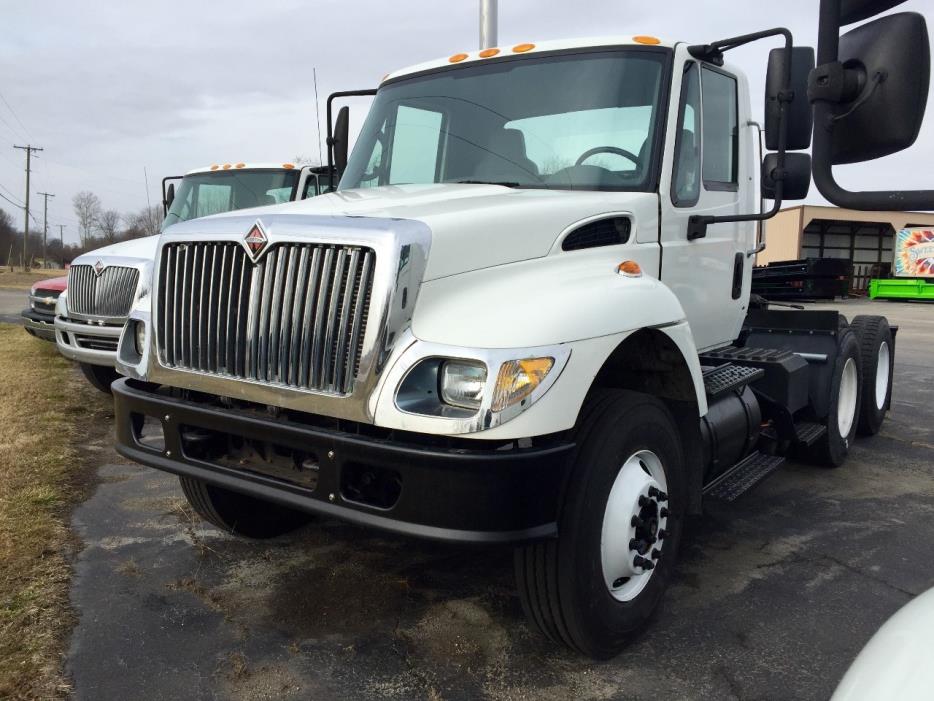 2006 International 7400  Conventional - Day Cab