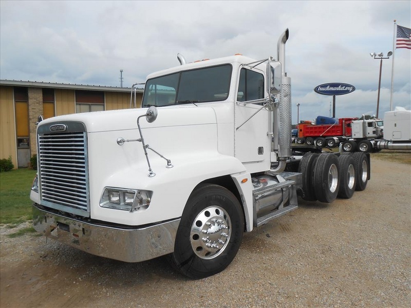 2001 Freightliner Fld120  Conventional - Day Cab