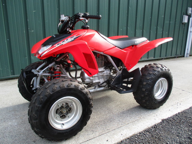 2008 Honda TRX 250EX IN VERY CLEAN CONDITION,