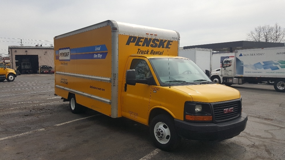 2012 Gmc Savana Cutaway  Box Truck - Straight Truck