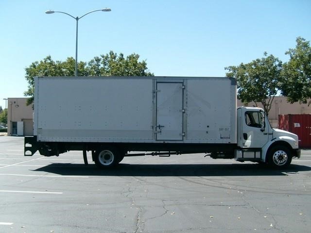 2010 Freightliner Business Class M2 106  Box Truck - Straight Truck