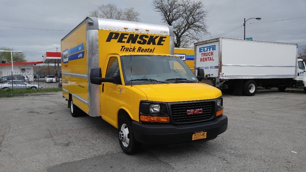 2012 Gmc Savana Cutaway  Box Truck - Straight Truck