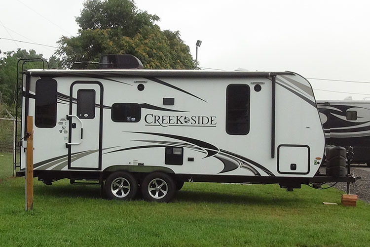 2007 Crossroads Rv 2016 Forest River Creekside M-22RB Trave