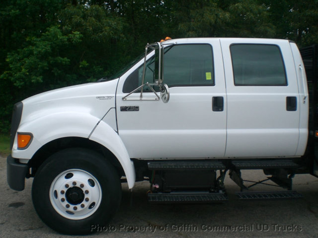 2004 Ford F750 Crew Cab Just 16k Miles One Owner